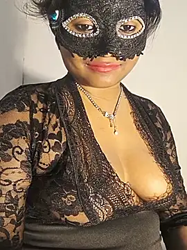 DIRTYSECRET_QUEEN_07 Chat XXX in diretta