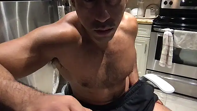 BigGuyMuscle – Naživo XXX chat