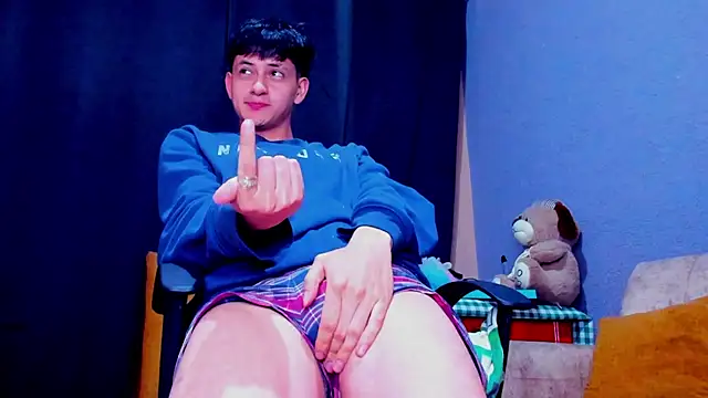 הופעת וובקאם של BastianLeoniis