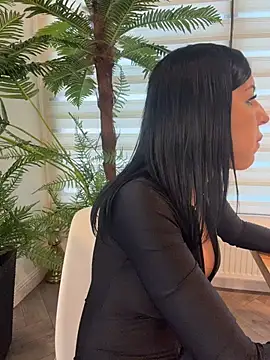 ReynaMorel's Live XXX Chat