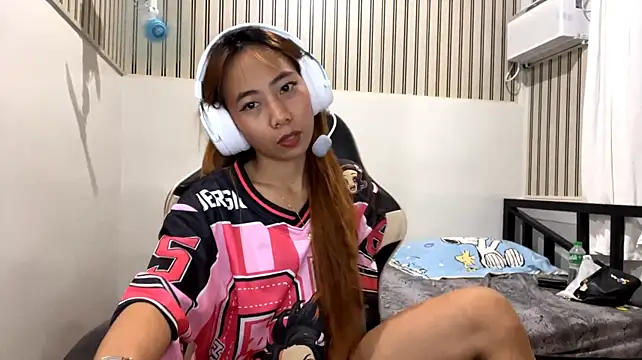 PiaSwida Live XXX-chat