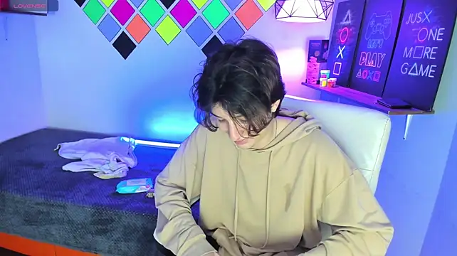 Marcoviolet Live XXX-Chat