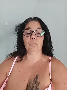 Онлайн чат XXX pulpeuse64