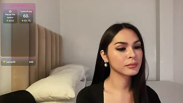 XXX chat uživo modela callMeMartina_Lyn