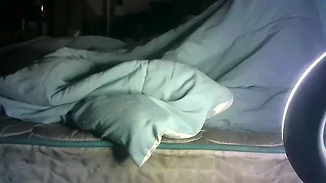 XXX chat uživo modela SINC3R3LY_FIR3
