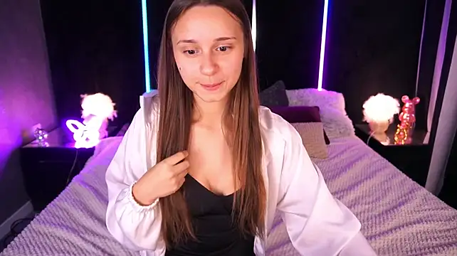 Chat +18 de TinyNatalie ao vivo