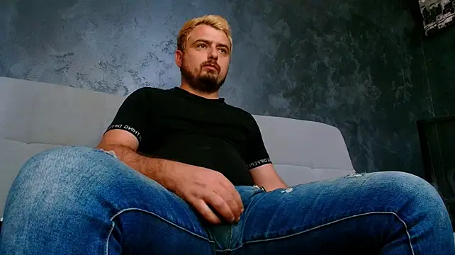 Chatroom XXX en direct de CLOUDYMarkWayne