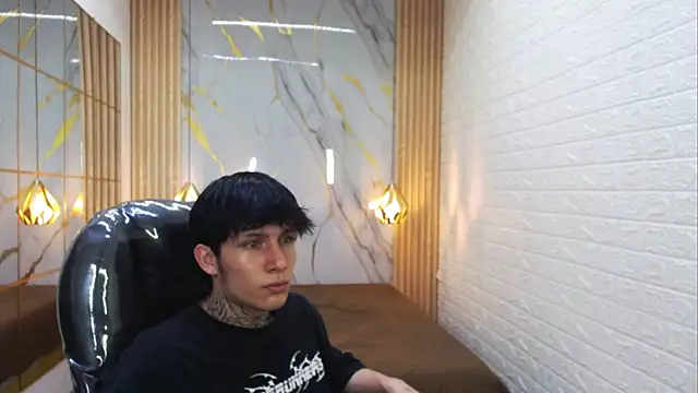Czat XXX na żywo – Cry_thereal