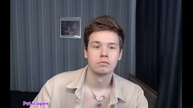 Chatroom XXX en direct de Sheldon_music