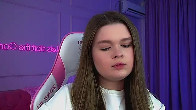 CrystalLyons Live XXX-Chat