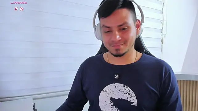 XXX chat uživo modela Rick_Adams