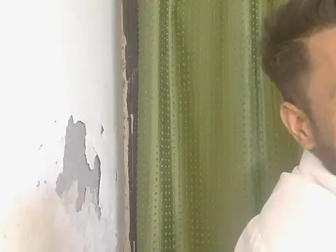 Stubborndesiboy's Live XXX Chat