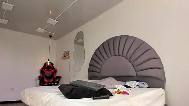 Онлайн чат XXX JackSavage_