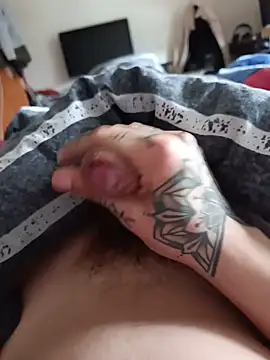 XXX chat uživo modela YoungDick25