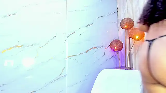 AmazingOrgasm's Live XXX Chat