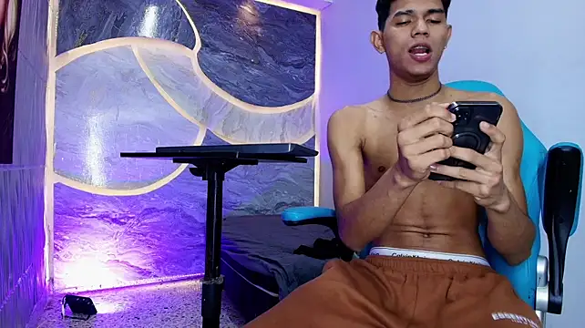 sex_boy33_ Webcam-Show