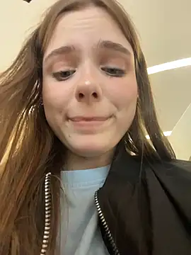 Chat +18 de Lunabelle_ ao vivo