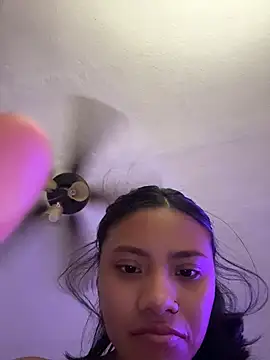 Mia-miauuuuu's Live XXX Chat