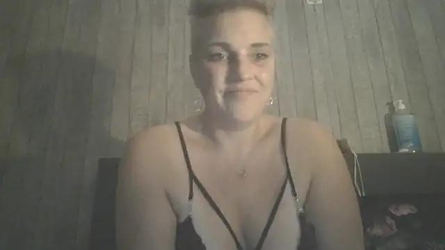 bicouple1992 Chat XXX in diretta