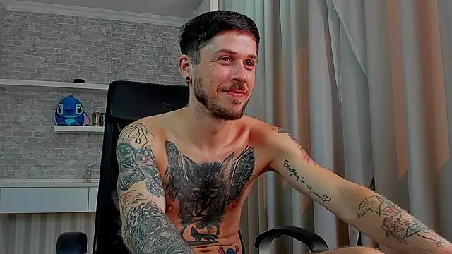JonahShaw Adlı Modelin Canlı XXX Sohbeti