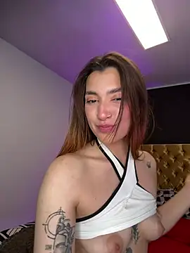 Caroo1_ élő XXX-chatje
