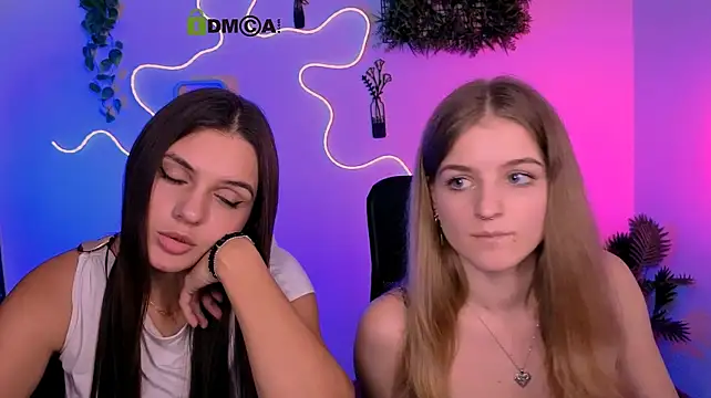 lisa_dark_'s Live XXX Chat