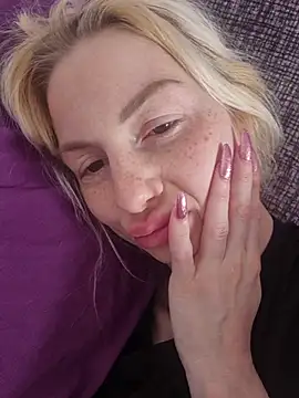 Jolina-Wild Chat XXX in diretta