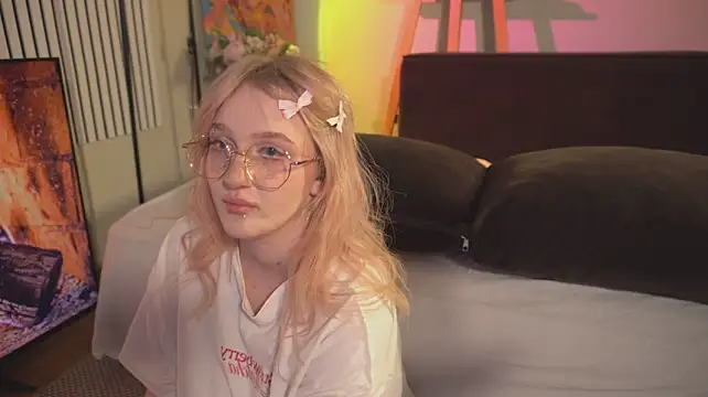 ELLIEJAY's Live XXX Chat
