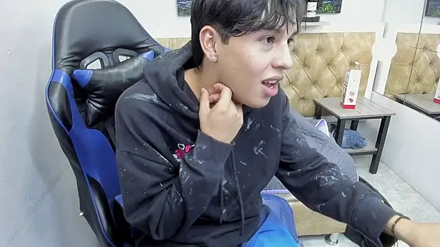 Chat +18 de StiwenTwink ao vivo