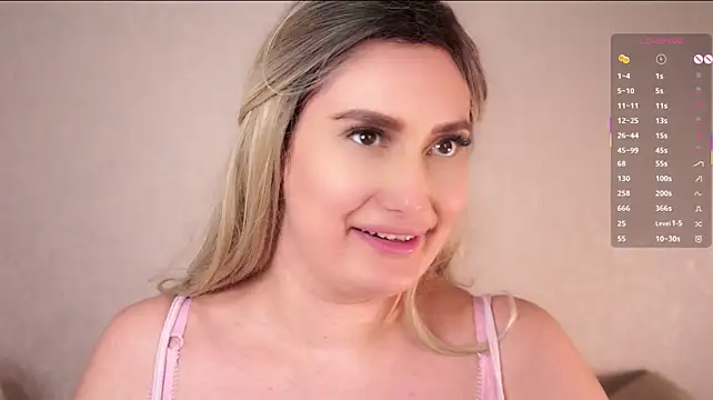 NicholeFischman élő XXX-chatje