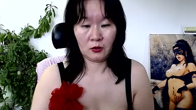 Czat XXX na żywo – Akira_xx