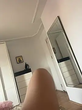 alicexbzz Webcam show