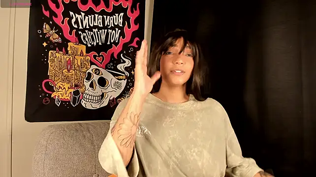 Czat XXX na żywo – katrinaa_ricci
