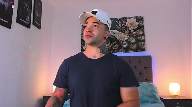Chat XXX ao vivo de Mathew_Colee