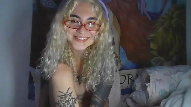Apofenia's Live XXX Chat