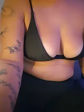 دردشة Sweettinydiamond الجنسية المباشرة