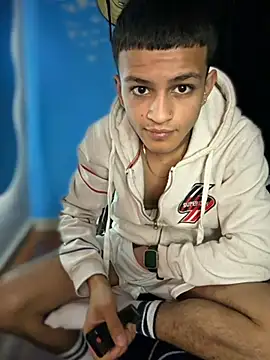XXX chat uživo modela Boyxcock7