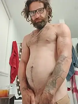 yourpersonalpeer1's Webcam Show