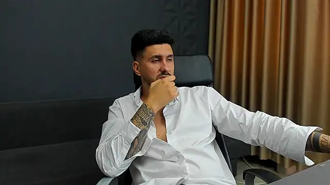LoganStroud 라이브 XXX 채팅