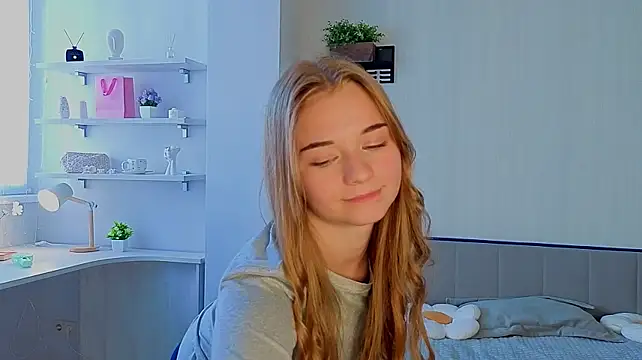 Онлайн чат XXX EffieFruin