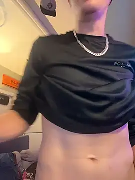 Twist_N_TeaseのライブXXXチャット