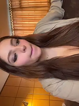 Chat +18 de AngelinaNoAngel ao vivo