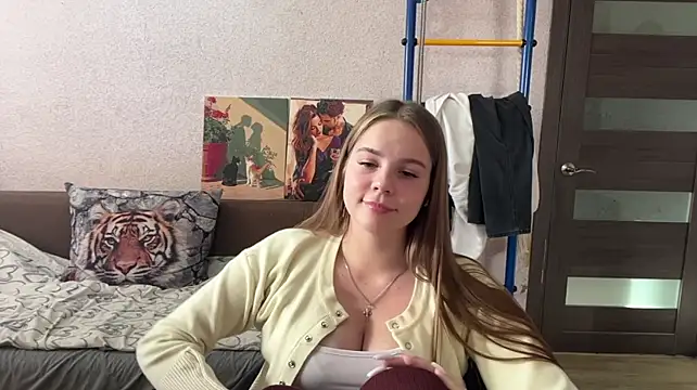 Peekinside live XXX chat