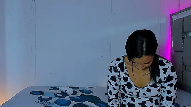 Chat XXX en directo de PureFire20
