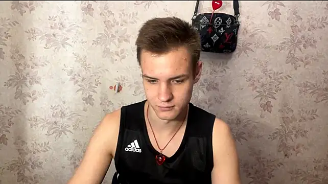 BigBabyMax – Naživo XXX chat