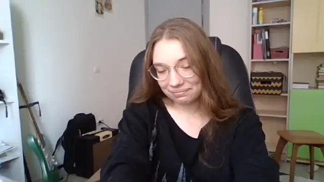 Chatroom XXX en direct de Mikkikezy
