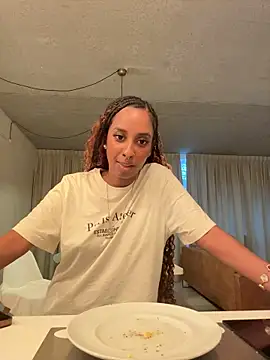 Your_Paris live XXX chat