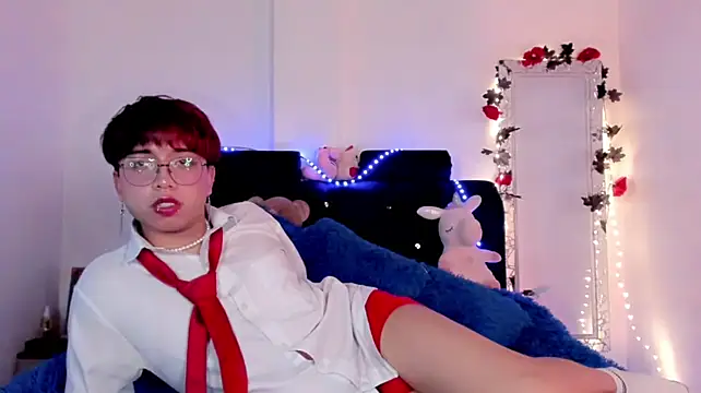 AnggelONfiree Adlı Modelin Canlı XXX Sohbeti