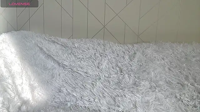 Czat XXX na żywo – MilaPetal_