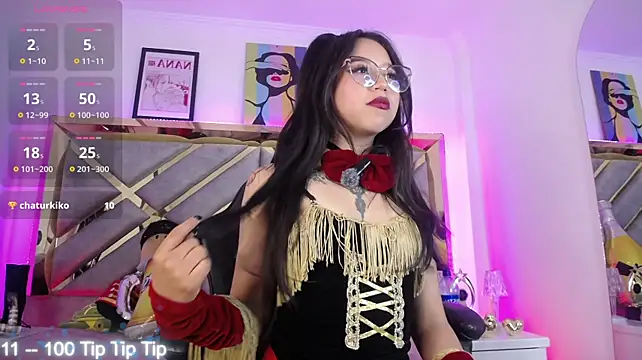 Chat +18 de Moon_Water__ ao vivo